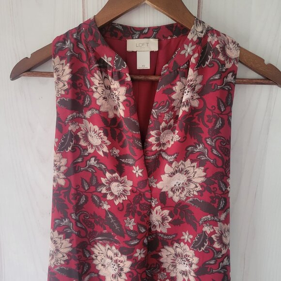 Loft Outlet Midi Dress, XS, Sleeveless, Red Floral Print, V-Neck, Tie-Back, EUC - Picture 3 of 9
